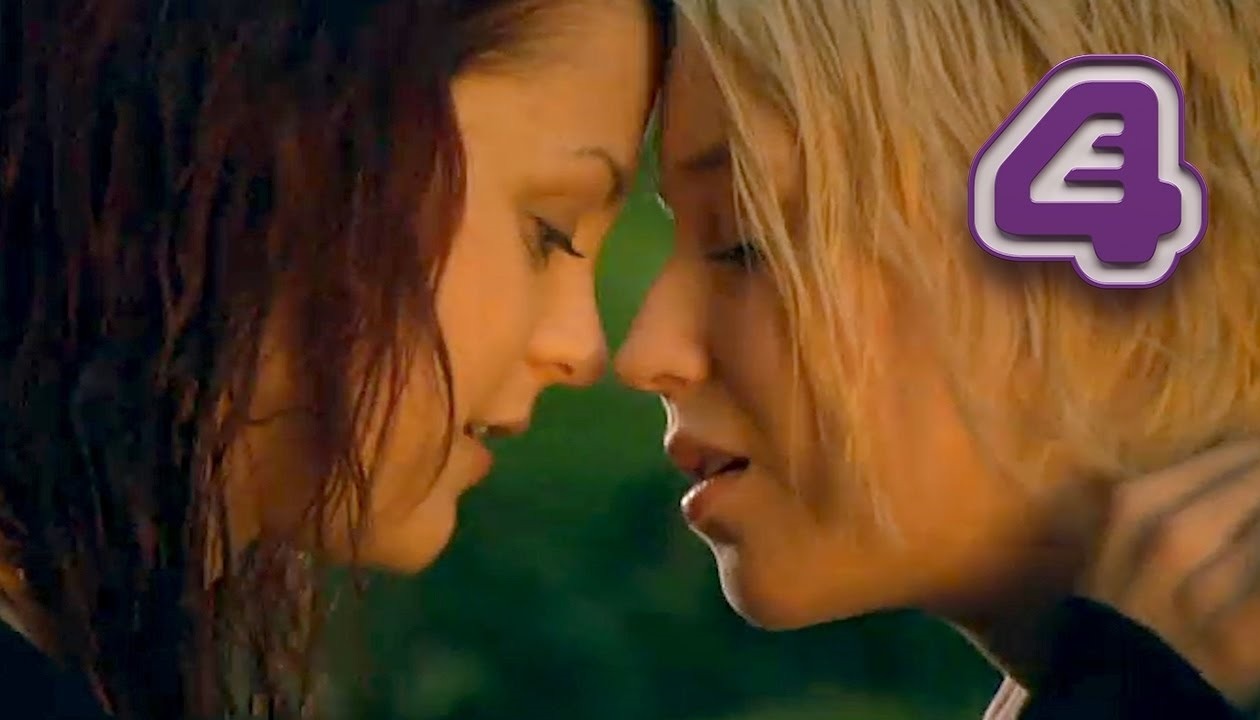 lesbian couples on tv Naomi & Emily Skins